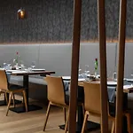 Osvit Aparthotel