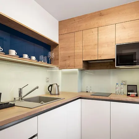 Osvit Apartmanhotel 4*