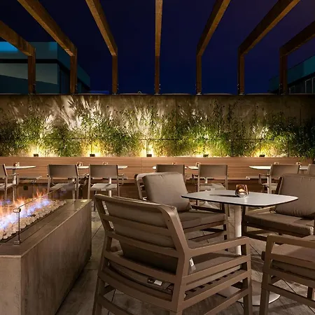 Osvit 公寓式酒店 4*