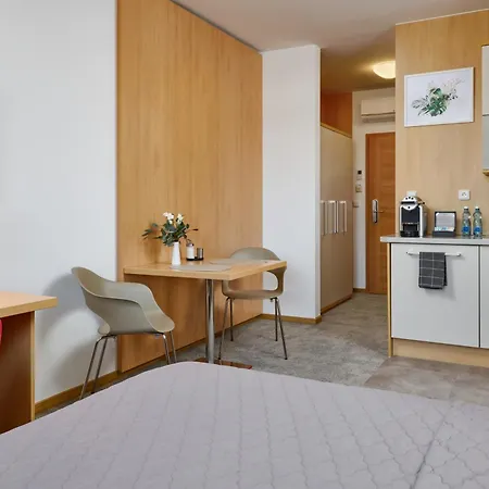 Lejlighedshotel Osvit 4*