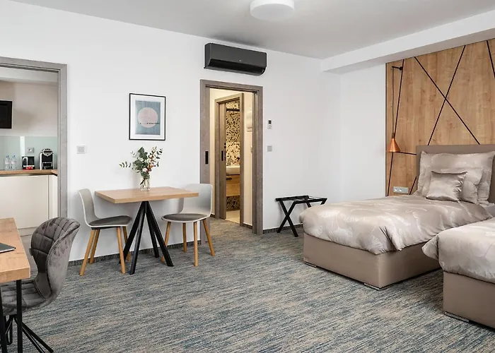 公寓式酒店 Osvit 4*